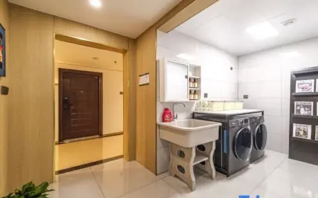 Qing Resident Homestay (Zhouzhi Water Street Fireworks Lane Store)