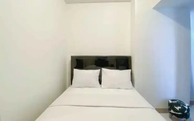 Comfort Design Studio Furnished at Tokyo Riverside PIK 2 Apartment By Travelio
