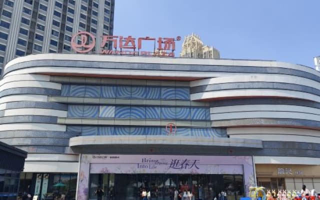 Fuxi Themed Hotel