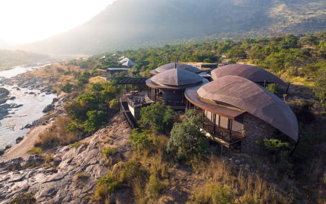 Madwaleni River Lodge - Babanango Game Reserve