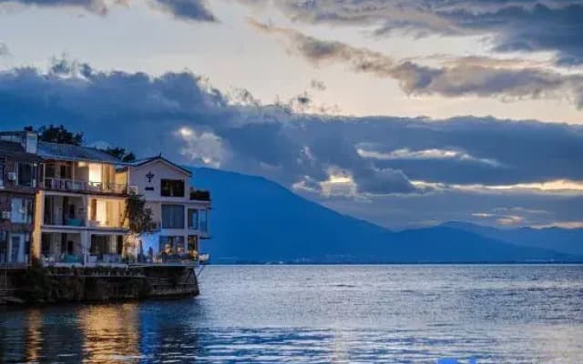 Saint Thomas Mansion Sea View Resort Hotel (Double Corridor Waterfront Store)