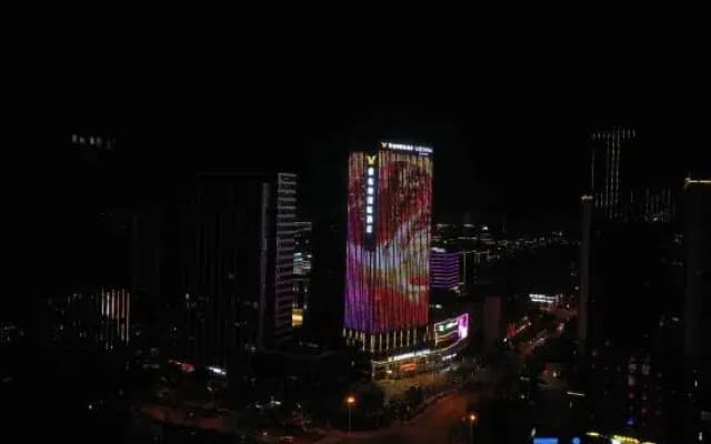 Vienna International Hotel (Wuyue Square Branch, Yan'an New Area)