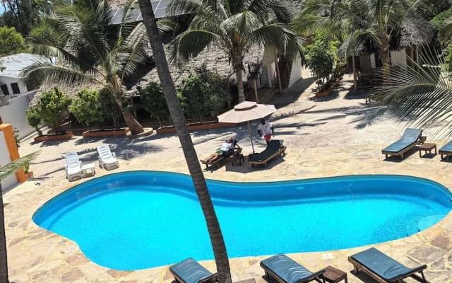 Sunset Mkuu Boutique Hotel