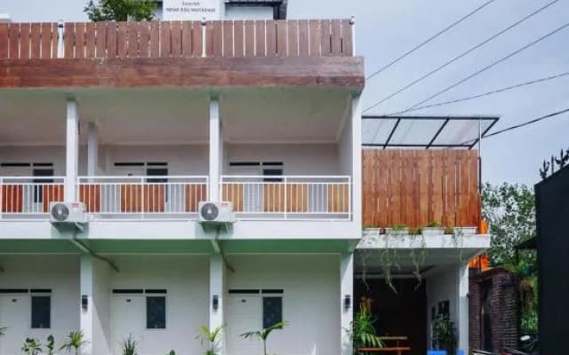 RedDoorz Syariah near RSUD Mataram Lombok 2
