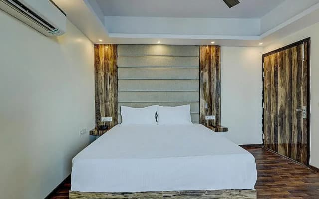 Hotel O Golden King