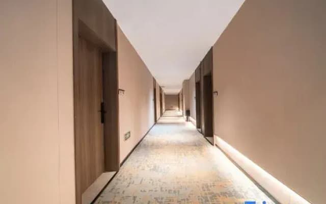 MEHOOD EZZI Hotel (Xinxiang Huixian)