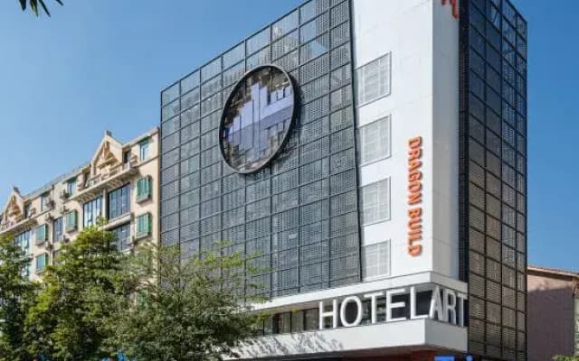 Longzhu Hotel (Qinghuiyuan Overseas&OCT Harbour PLUS)