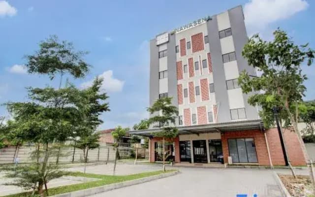 Townhouse Oak near The Park Mall Solo formerly D’Nawasena Guest House