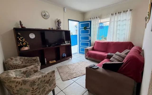 Casa Pet Friendly c 3 Quartos e Garagem no Jardim