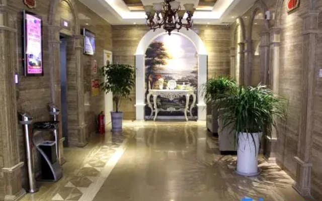 Zhoukou Xiangge Li Hotel