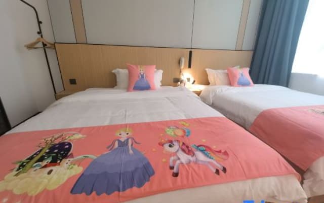 Weilanjian Hotel (Haikou Meilan Airport)