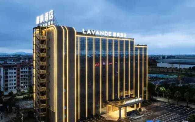 Lavande Hotel (Nanchang Jinxian Wuyue Plaza)