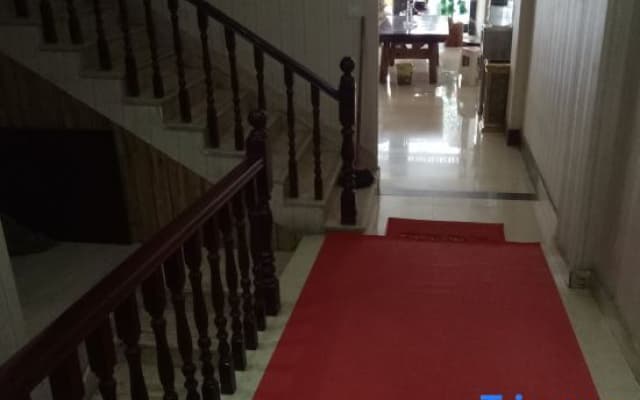 Zhenxiong Hongjin Hotel