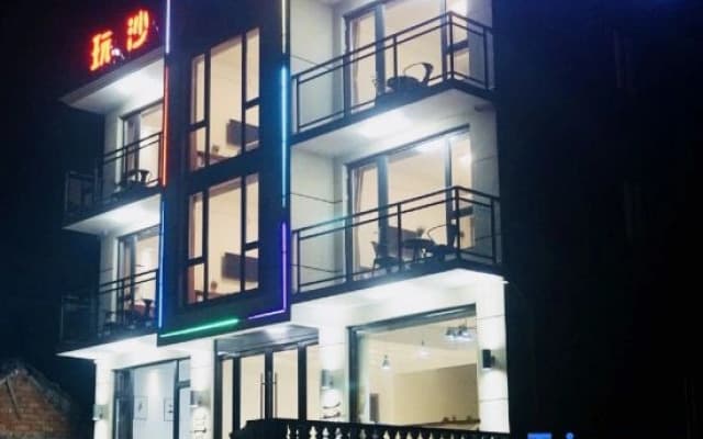 Zhoushan Peach Blossom Island Play Sand Sea View Homestay