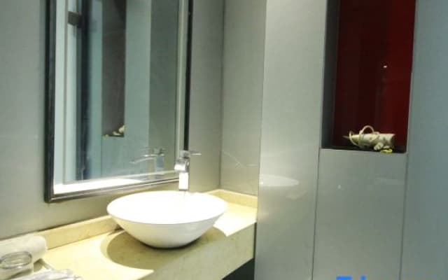 Mingjun Fashion Hotel
