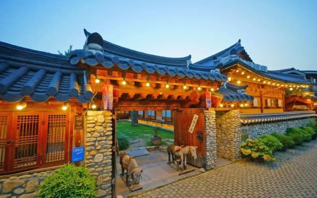 Hanok goeul