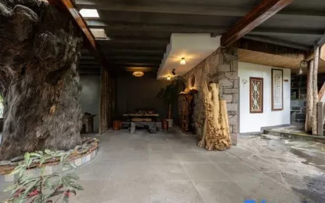 Tengchong Heshun Feipu Mountain House Inn