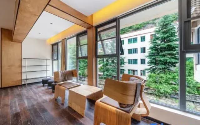 Jiuzhaigou Jimucang Homestay (Goukou)