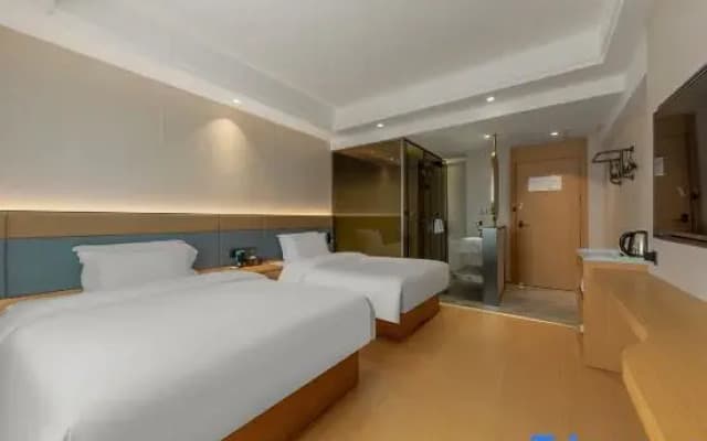 Heyue Hotel