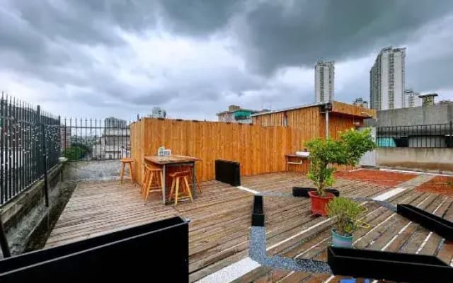 9.Square Homestay Hotel