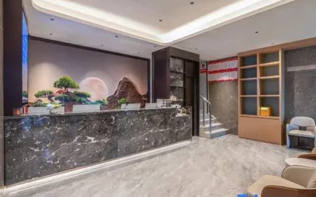 Jiamei Wanyue Hotel (Nanning Sanjie Liangxiang Chaoyang Metro Station Branch)