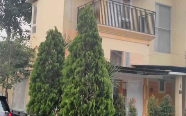 Alura Villa Batu