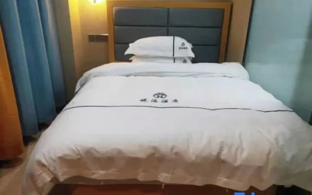 Zhongshan Yuehan Hotel