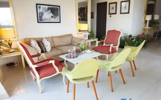 Luxury Spacious Ensuite in The Capital City