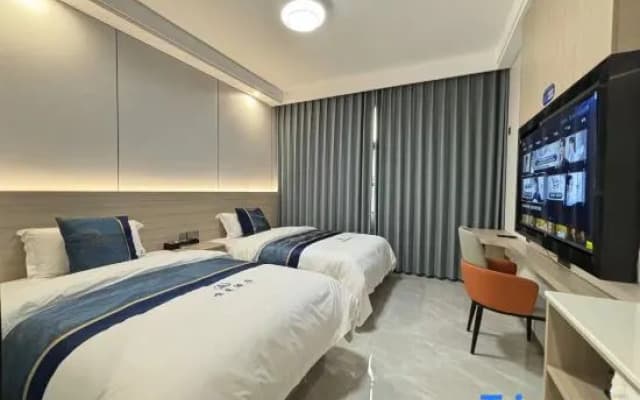 Love Only Hotel