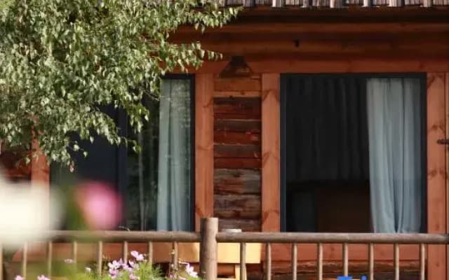 Kanas Po Wild Hawthorn Homestay (Hanas New Village Branch)