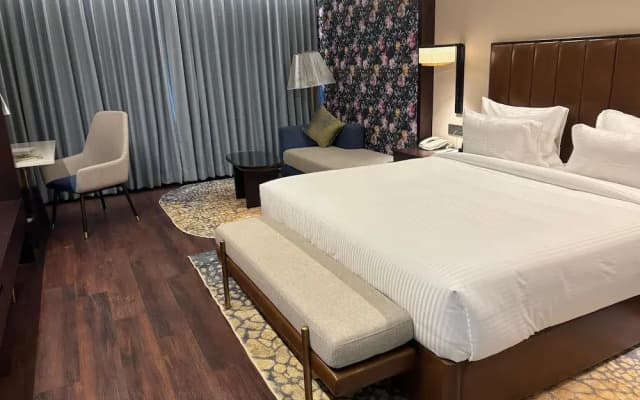Unique Resort & Lifestyle