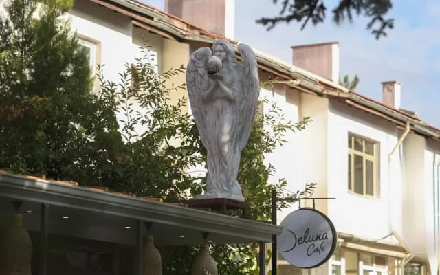 Deluna Ümitköy Suite