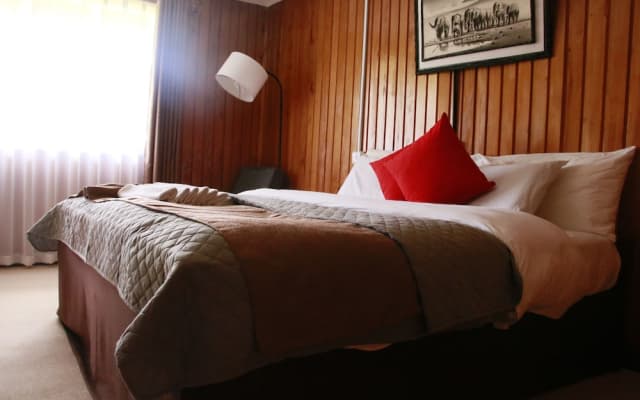 Anabas Mount Kenya Lodge