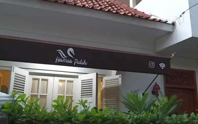 Comfy Room Syariah Near Kraton Jogja