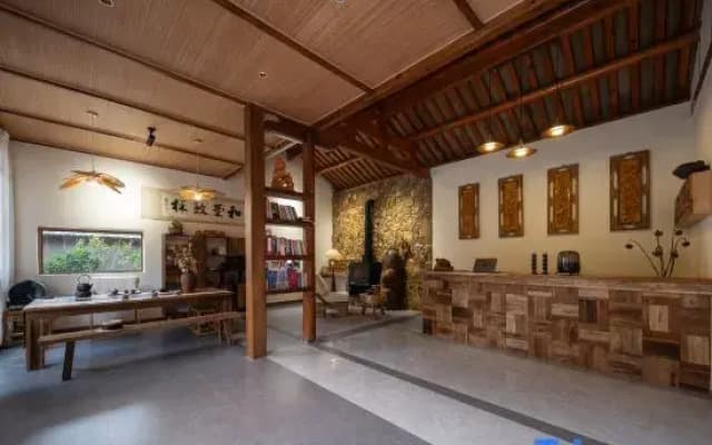 Wenhui Xiangshe · Shaxi Bai Private Holiday Courtyard