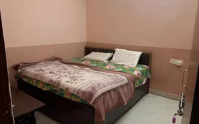 Amrit Guest House