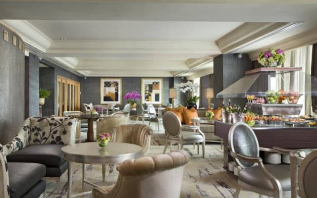 The Suites at Hotel Mulia Senayan