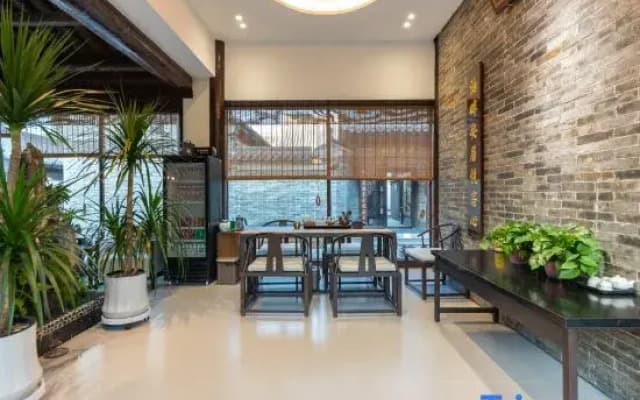 Yunbo Hot Spring Resort Hotel