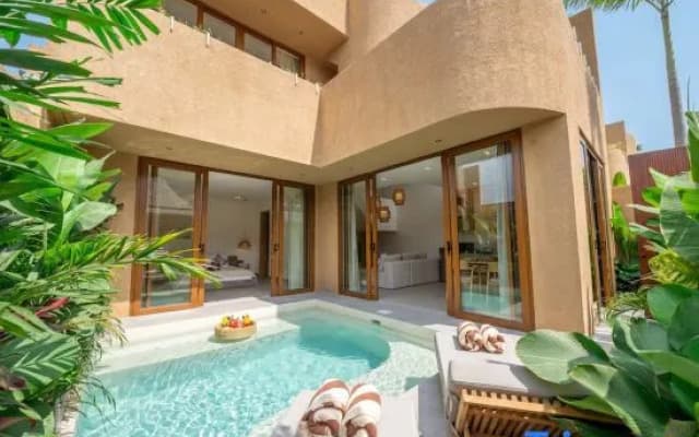 Berawa week 4 - New Chic Villa • Pool • 2BR • Walk to Beach