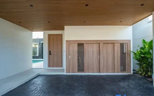 Luxury 3 bedroom pool villa