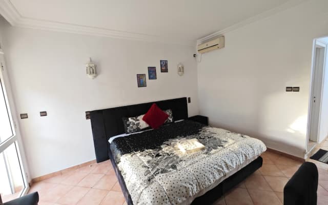 Merry Studio Hotel