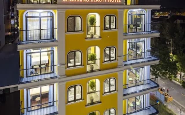 Charming Beauty Hotel