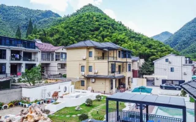 Yunyu·Bitter Wuman Shanling Wild Luxury Travel Panorama Beauty Hotel