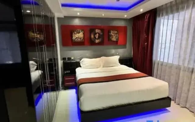 L08 Bangla Suites, Modern Studio On Bangla Road