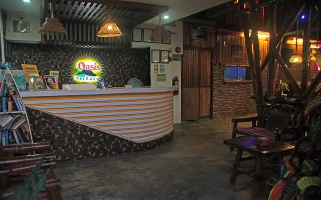 Hotel Oasis Port Barton