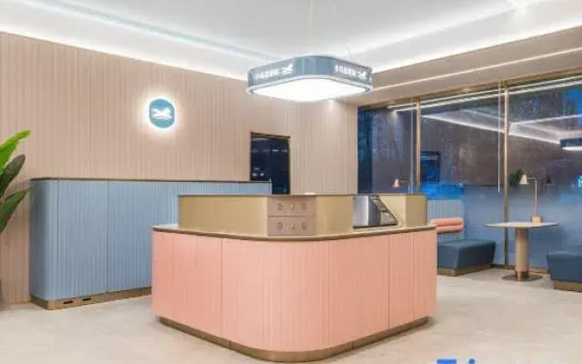 Hanting Hotel (Changchun Oriental Square Guanghua College Branch)