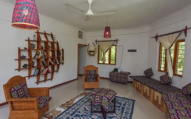 Mkungu House Private Villa
