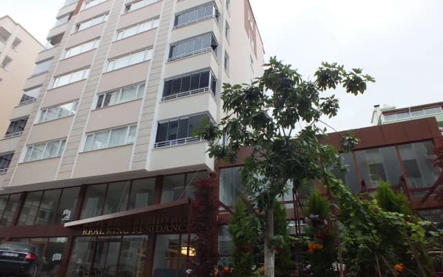 Real King Residence