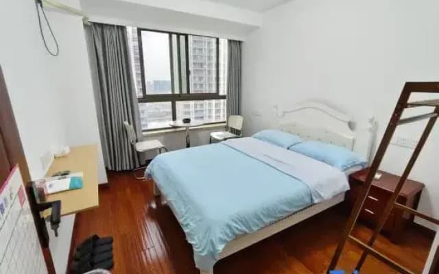 Yazhi Homestay (Cixi Hangzhou Bay Century City)