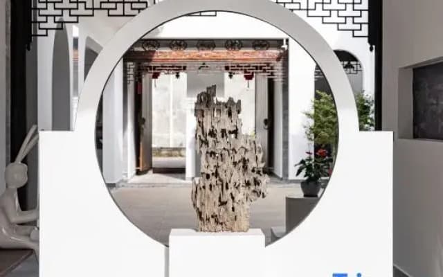 Tengchong Phoenix Terrace · Mengying Wenquan Resort Chinese Inn